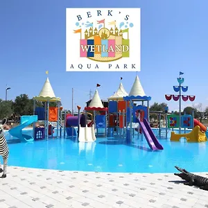  Vakantieboerderij Simlarda Country Club